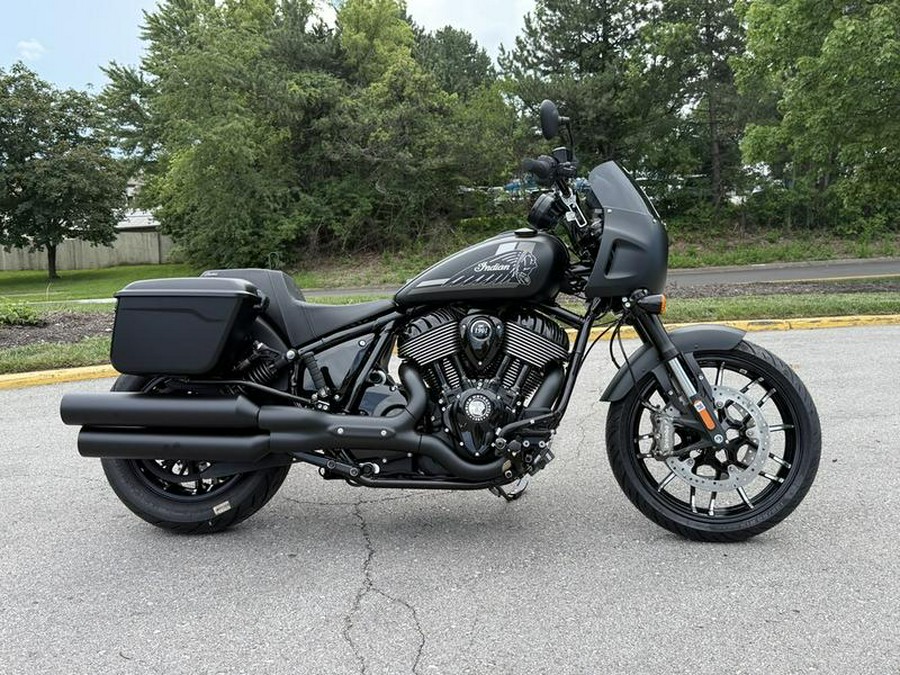 2025 Indian Motorcycle® Sport Chief RT Black Smoke