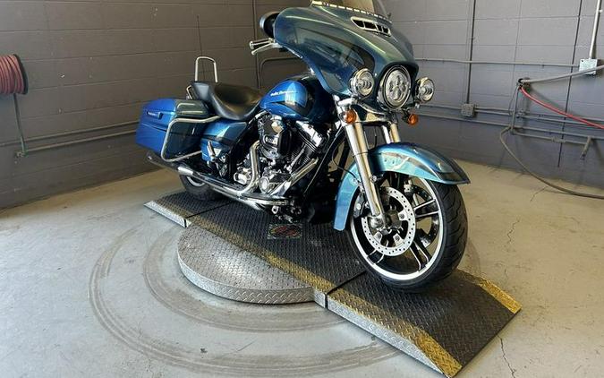 2014 Harley-Davidson® FLHX - Street Glide®