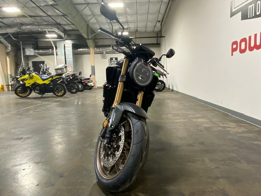 2026 CB650R E-CLUTCH E-Clutch - Matte Black Metallic - Honda