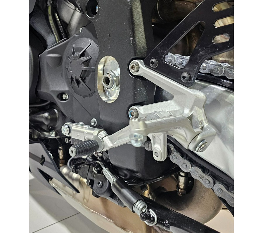 2027 Aprilia RSV4 1100