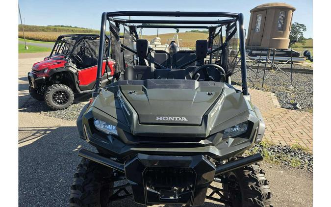 2025 Honda Pioneer 1000-5 Deluxe