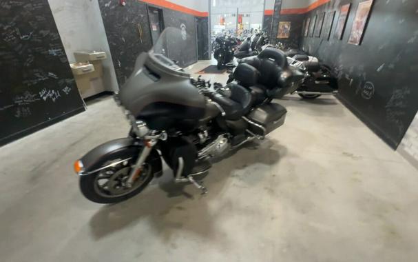 FLHTK 2019 Ultra Limited