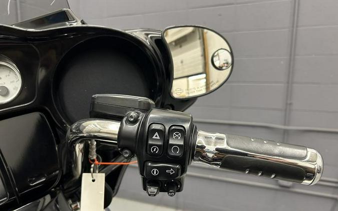 2014 Harley-Davidson® FLHXS - Street Glide® Special