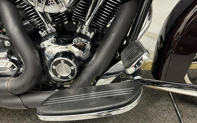 2014 Harley-Davidson® FLHXS - Street Glide® Special