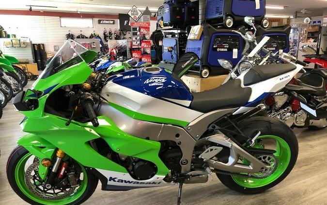 2024 Kawasaki Ninja® ZX™-10R 40th Anniversary Edition ABS