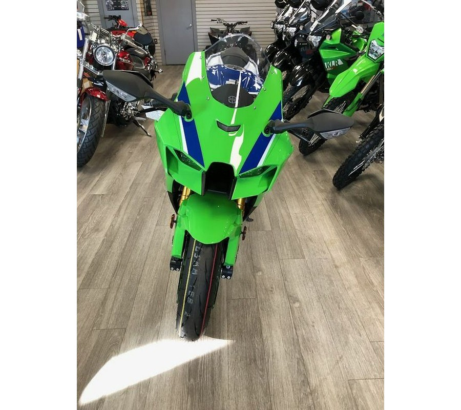 2024 Kawasaki Ninja® ZX™-10R 40th Anniversary Edition ABS