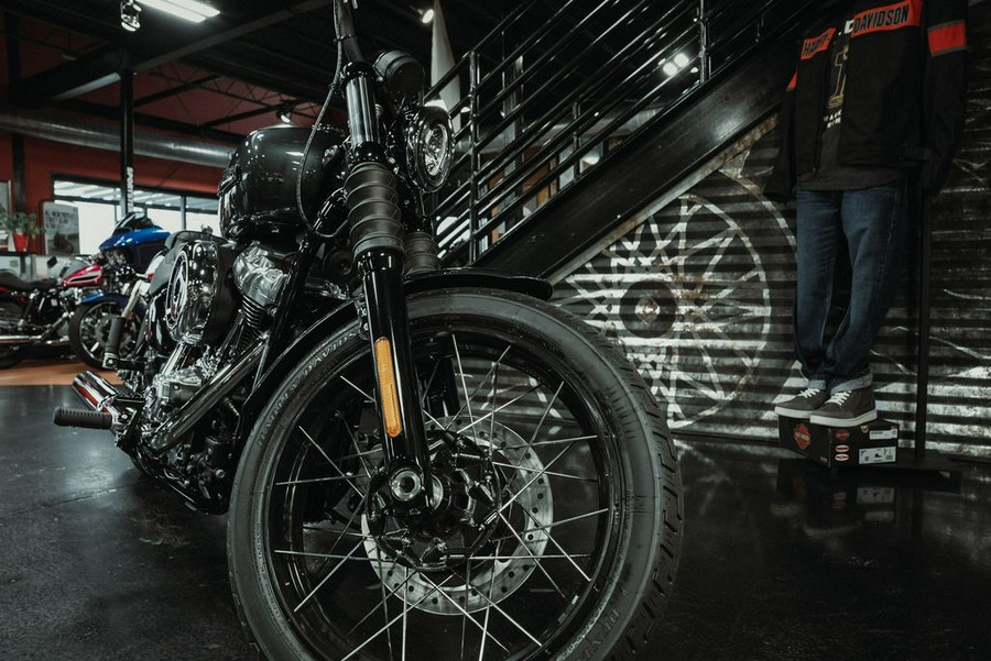 2025 Harley-Davidson® FXBB - Street Bob®