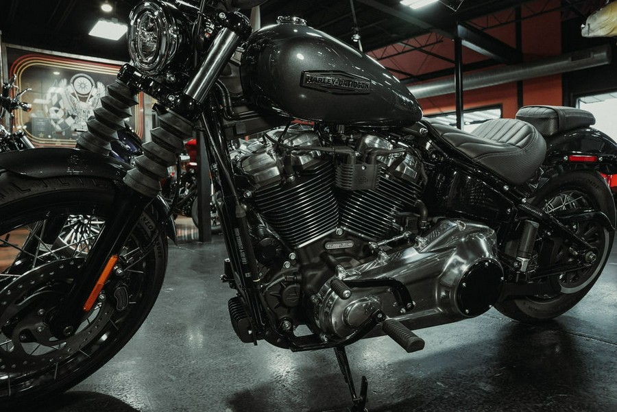 2025 Harley-Davidson® FXBB - Street Bob®