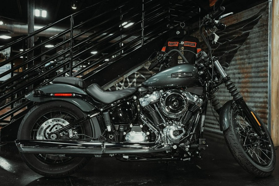 2025 Harley-Davidson® FXBB - Street Bob®