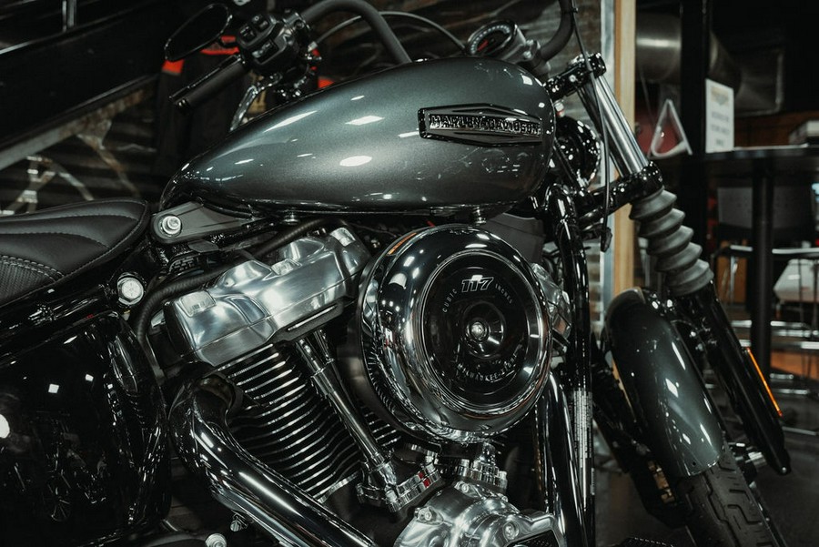 2025 Harley-Davidson® FXBB - Street Bob®