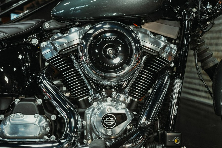 2025 Harley-Davidson® FXBB - Street Bob®