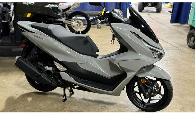 2025 Honda PCX ABS
