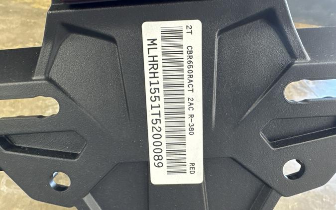 2026 Honda CBR650R E-Clutch