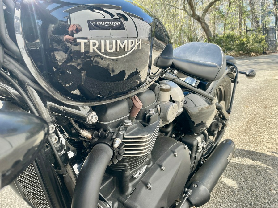 2020 Triumph Bonneville Bobber Black