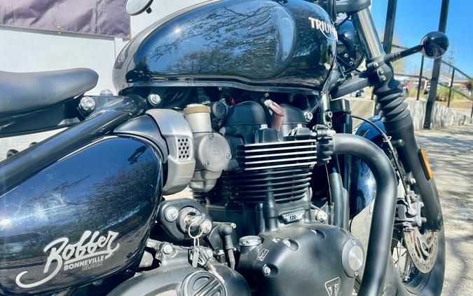 2020 Triumph Bonneville Bobber Black