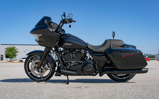 2025 Harley-Davidson® FLTRX Road Glide™