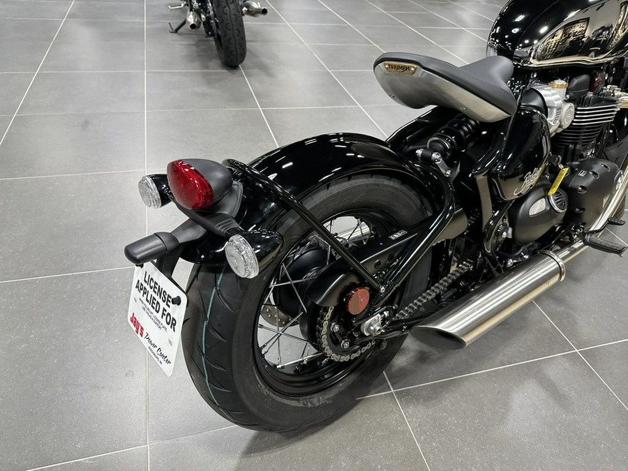 2023 Triumph Bonneville Bobber Chrome Edition Chrome / Jet Black