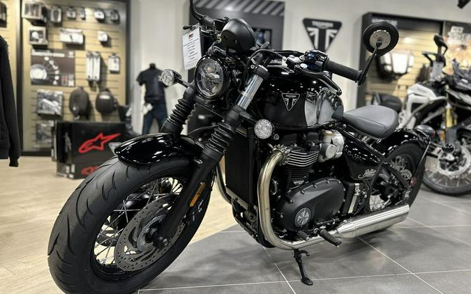 2023 Triumph Bonneville Bobber Chrome Edition Chrome / Jet Black