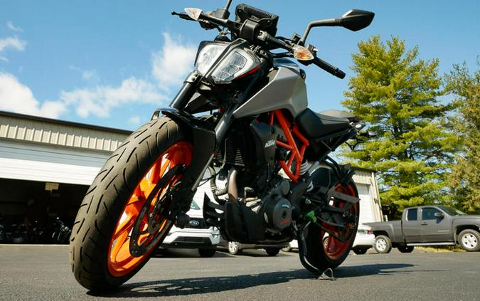 2022 KTM 390 Duke