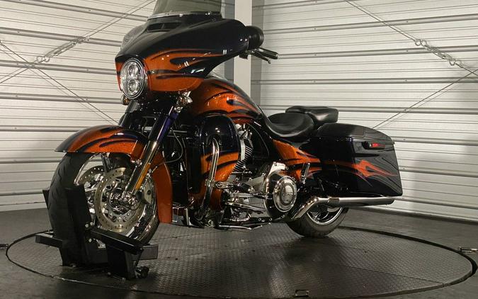 2015 Harley-Davidson® FLHXSE - CVO™ Street Glide®