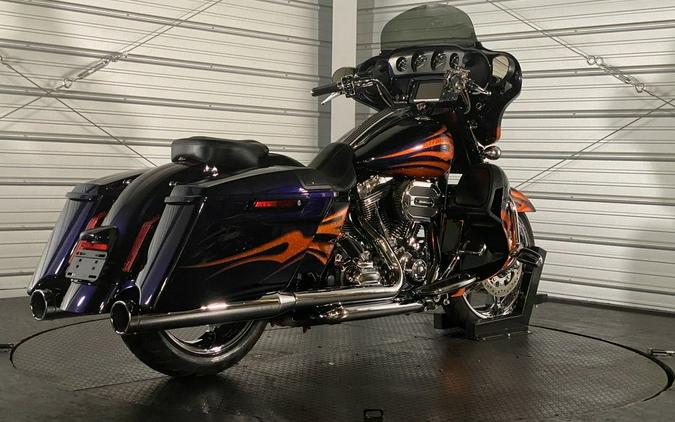 2015 Harley-Davidson® FLHXSE - CVO™ Street Glide®