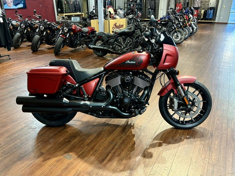 2025 Indian Motorcycle® Sport Chief RT Sunset Red Smoke