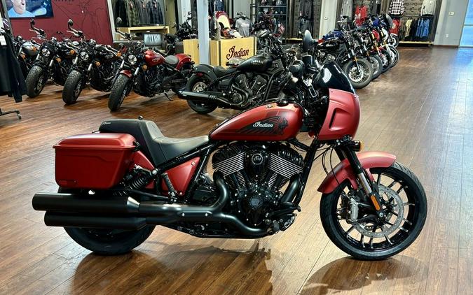 2025 Indian Motorcycle® Sport Chief RT Sunset Red Smoke