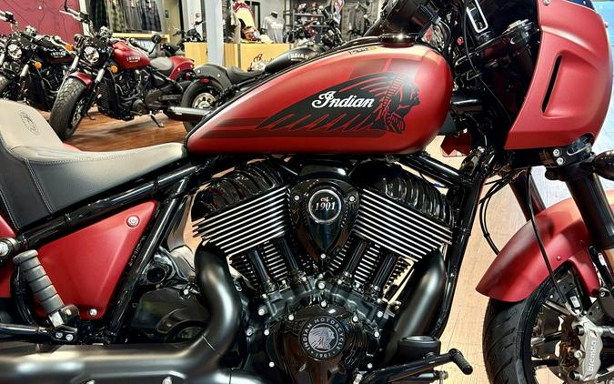 2025 Indian Motorcycle® Sport Chief RT Sunset Red Smoke