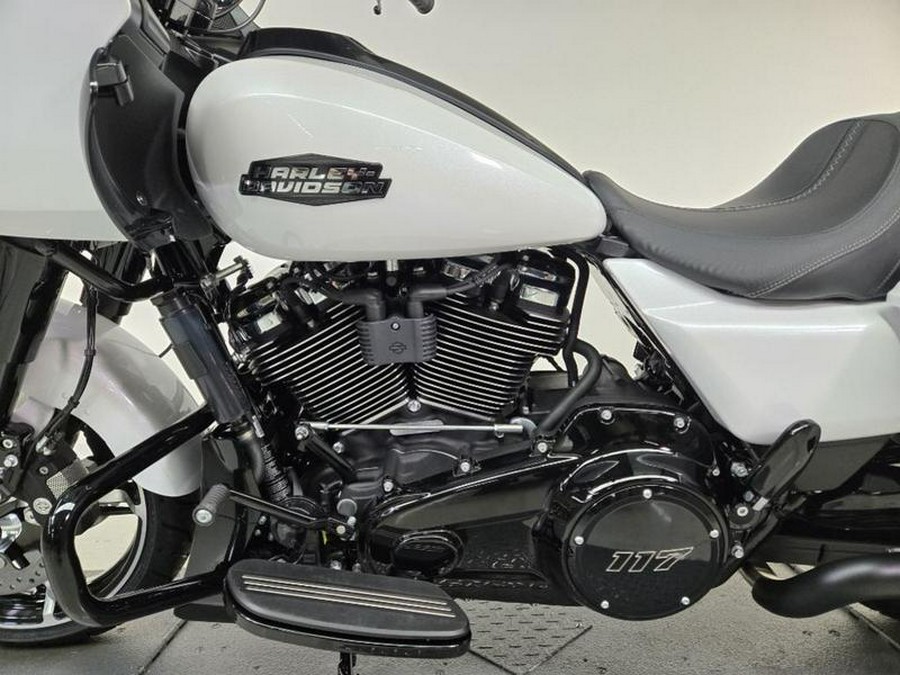 2025 Harley-Davidson® FLTRX - Road Glide®