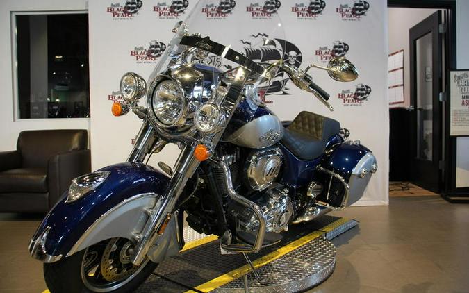 2017 Indian Motorcycle® Springfield™ Blue Sapphire Over Star Silver