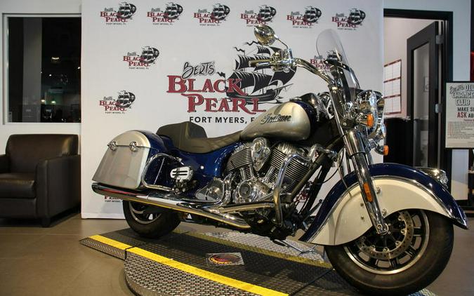 2017 Indian Motorcycle® Springfield™ Blue Sapphire Over Star Silver