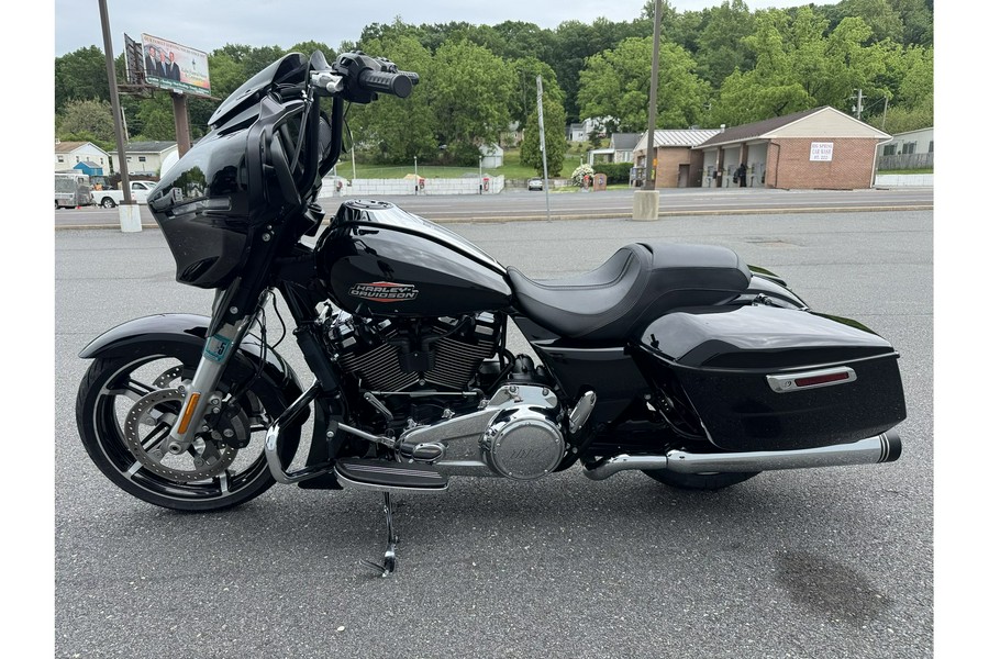 2024 STREET GLIDE - Harley-Davidson®