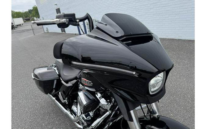 2024 STREET GLIDE - Harley-Davidson®