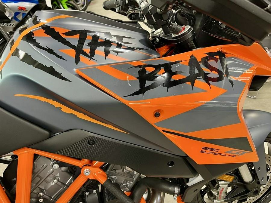 2023 KTM 1290 Super Duke GT