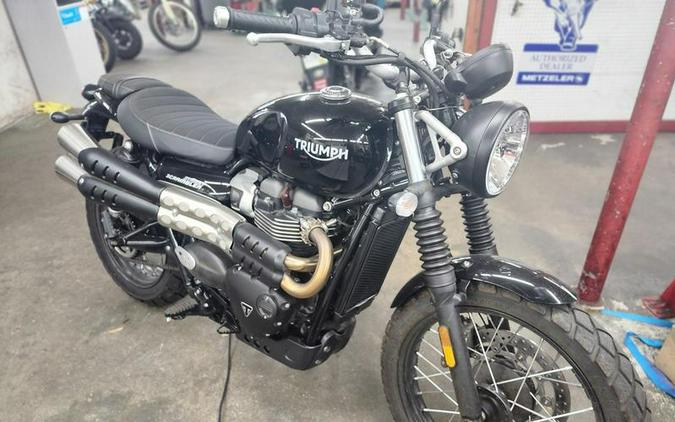 2022 Triumph Street Scrambler Jet Black