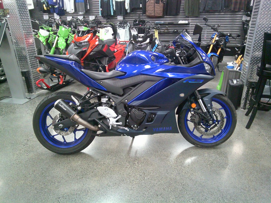 2023 Yamaha YZF-R3 ABS