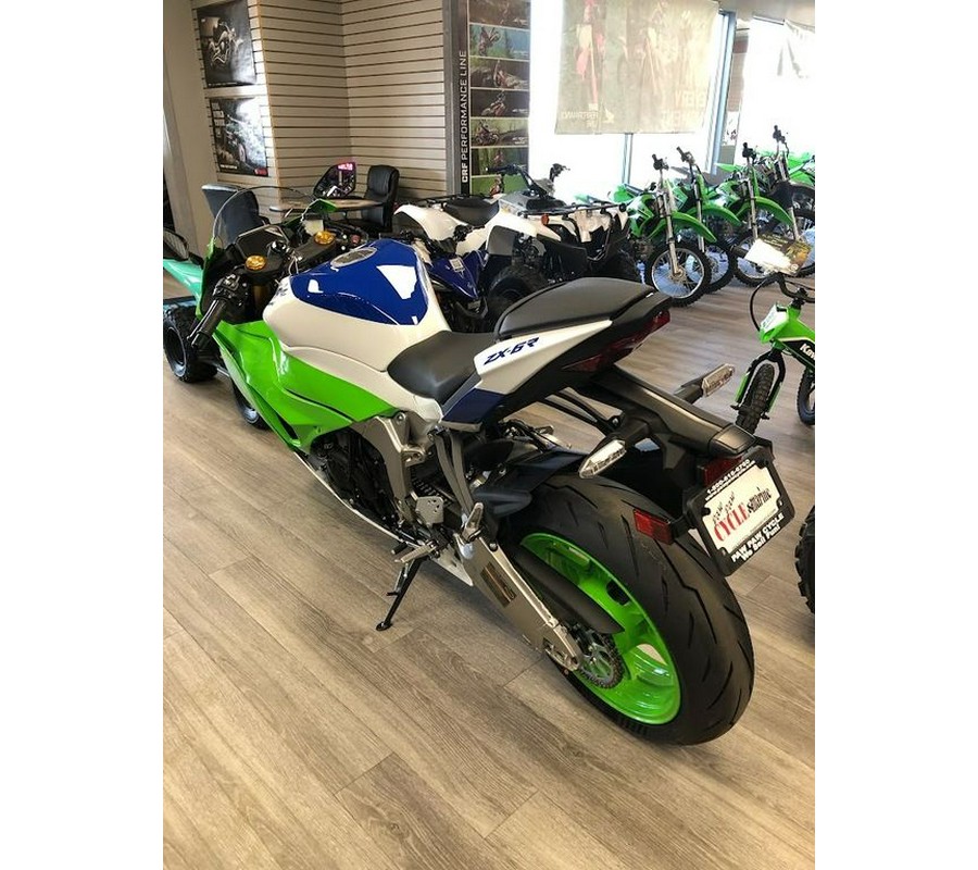 2024 Kawasaki Ninja® ZX™-6R 40th Anniversary Edition ABS