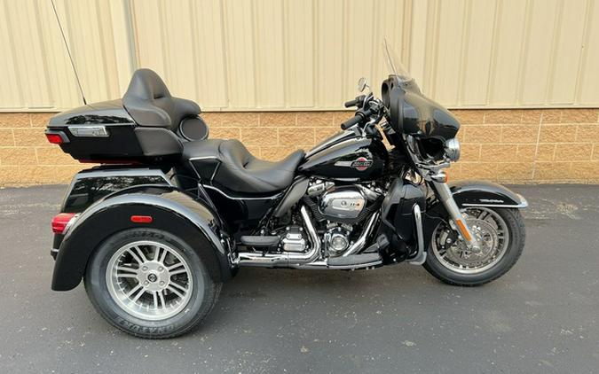 2024 Harley-Davidson Trike FLHTCUTG - Tri Glide Ultra