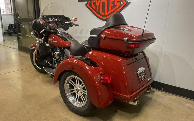 2024 Harley-Davidson® FLHTCUTG - Tri Glide® Ultra