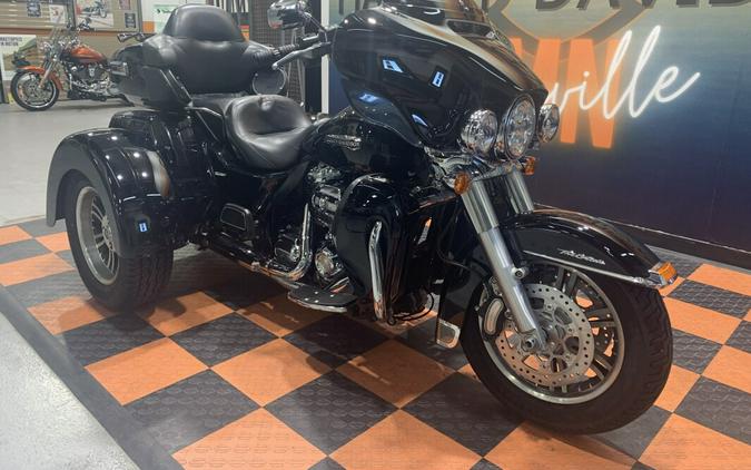 USED 2018 HARLEY-DAVIDSON TRI-GLIDE ULTRA FLHTCUTG FOR SALE NEAR LAKEVILLE, MN