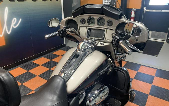 USED 2018 HARLEY-DAVIDSON TRI-GLIDE ULTRA FLHTCUTG FOR SALE NEAR LAKEVILLE, MN