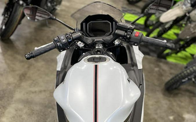 2026 Kawasaki Ninja® 650 ABS