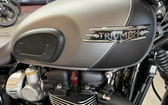 2026 Triumph Bonneville T120 Black