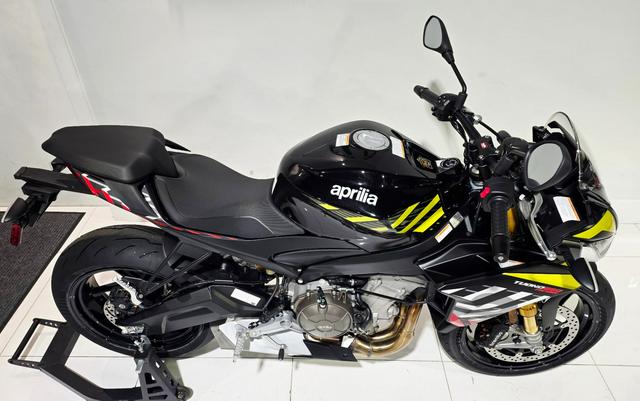 2027 Aprilia Tuono 660 Factory