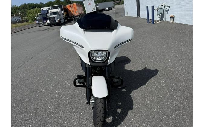 2024 STREET GLIDE - Harley-Davidson®