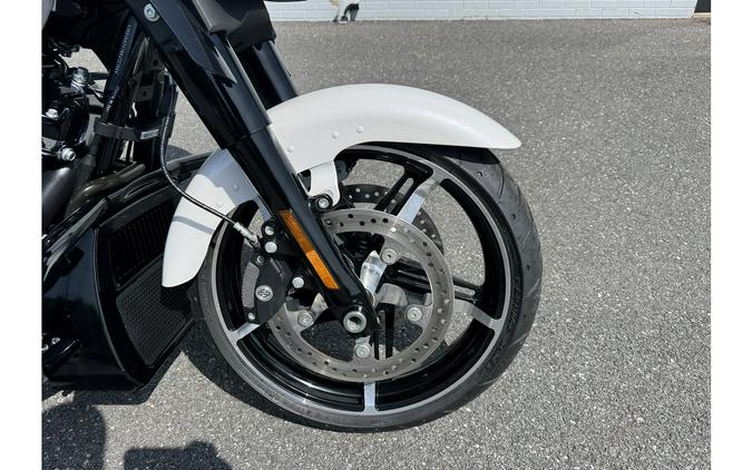 2024 STREET GLIDE - Harley-Davidson®