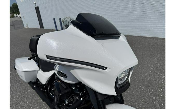 2024 STREET GLIDE - Harley-Davidson®