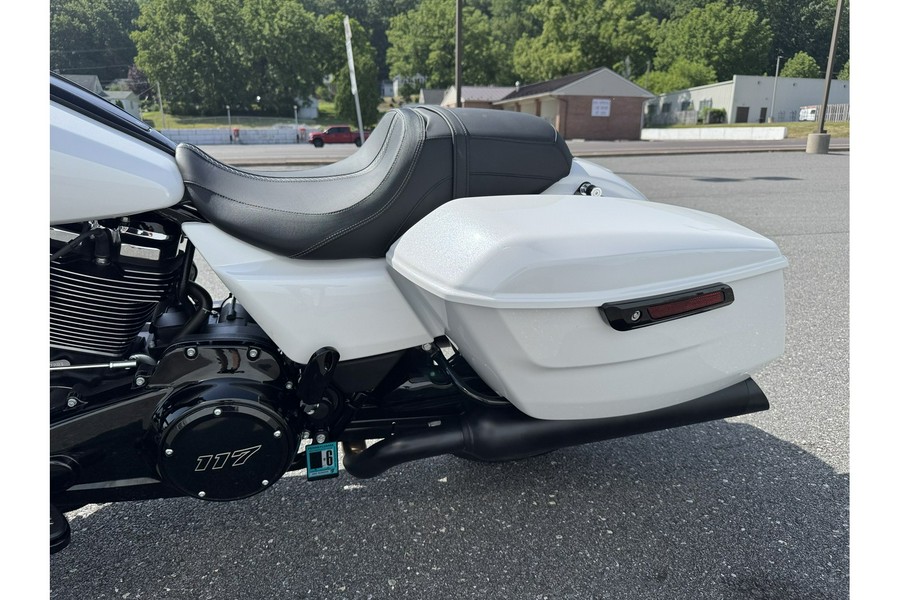 2024 STREET GLIDE - Harley-Davidson®