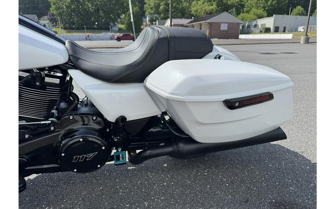 2024 STREET GLIDE - Harley-Davidson®