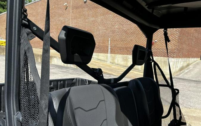 2025 Can-Am Defender MAX XT HD10